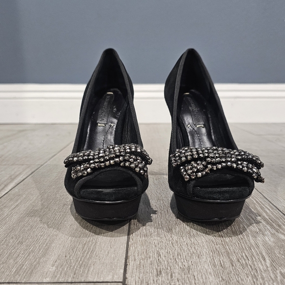 BCBG MAXAZRIA Black Suede Peep Toe Studded Bow Platform Pumps 6.5B - Picture 2 of 9